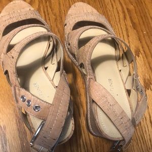 DONALD J PLINER WEDGES